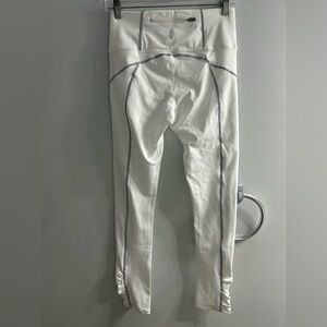 NWOT free people white you’re a peach leggings 25”